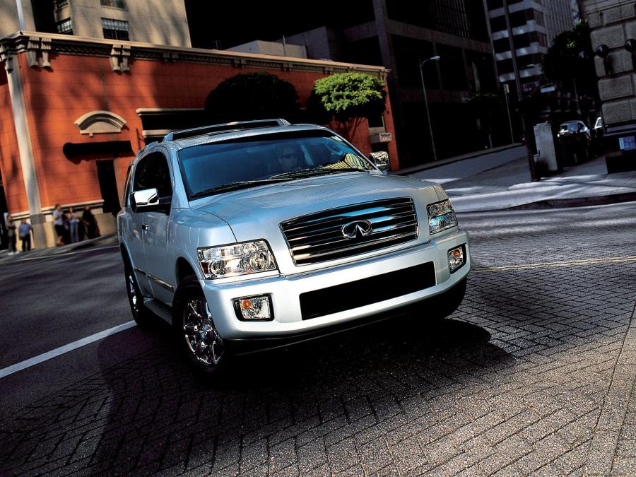  Infiniti QX56 2004 года  (фото 13 из 31)